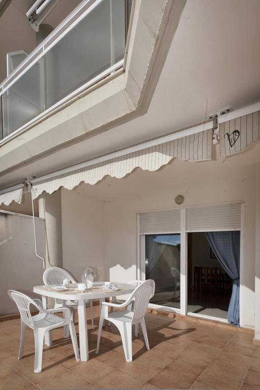 Rentalmar Bellavista Apartamentos Miami Playa Bagian luar foto